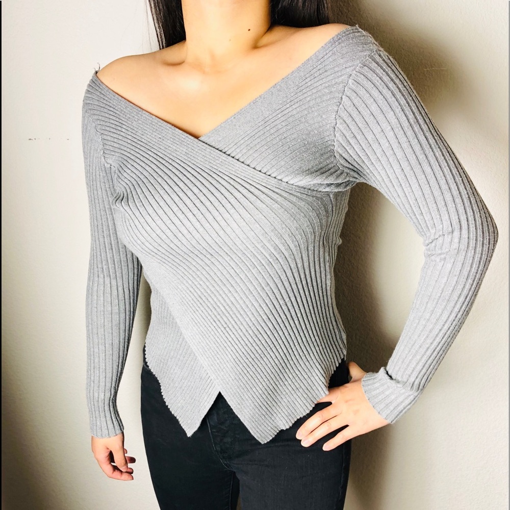 Fitted V Neck Long Sleeves Top XS